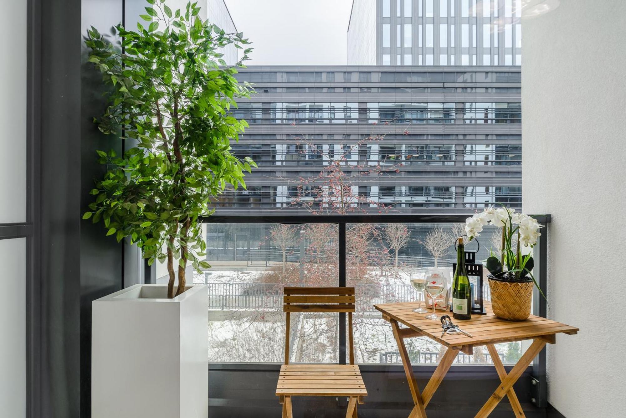 Lumina Apartment With Parking Near Muzeum Powstania Warszawa Zewnętrze zdjęcie