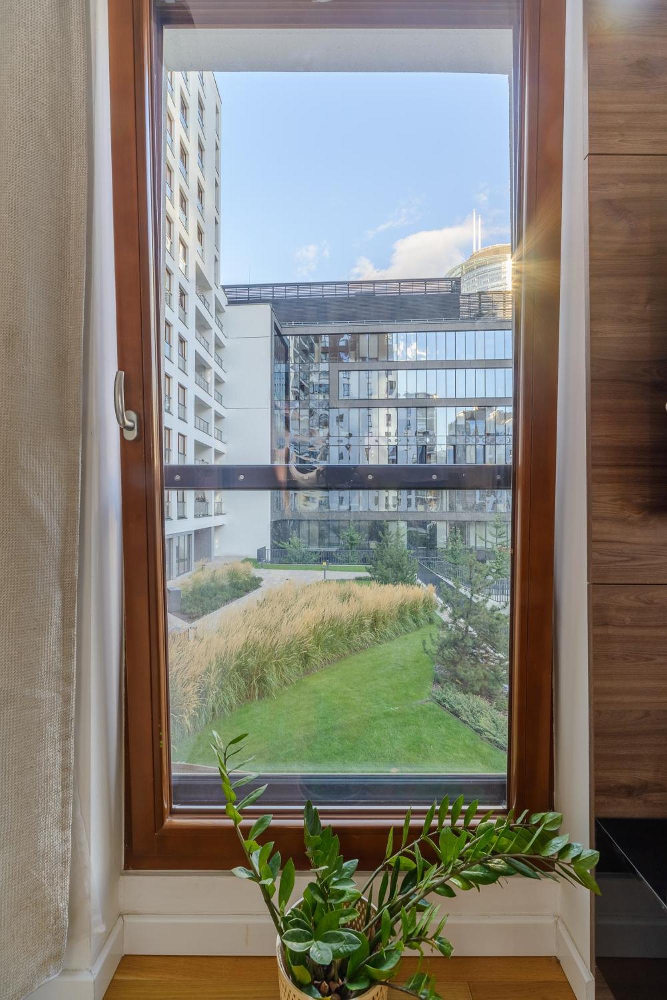 Lumina Apartment With Parking Near Muzeum Powstania Warszawa Zewnętrze zdjęcie